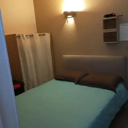Apartment Confortable A 26 M² Avec Piscine *